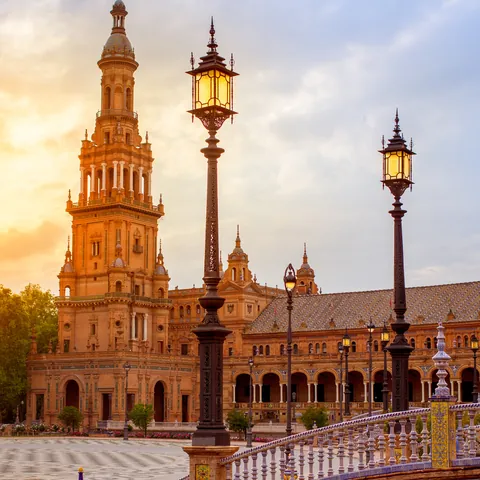 Atardecer en la Plaza de España de Sevilla