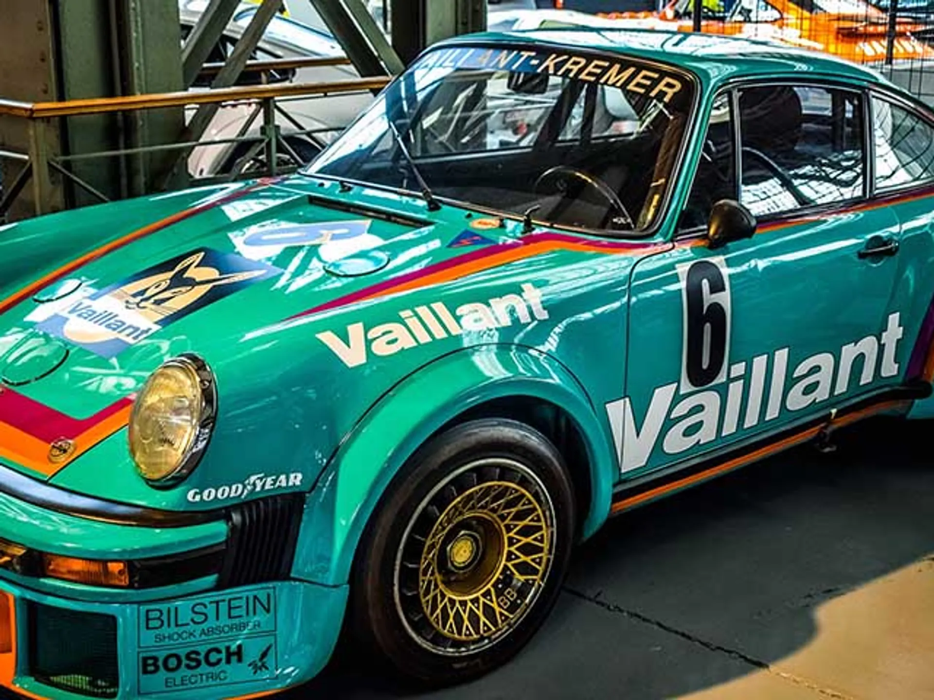 porsche-autoworld-museos-bruselas-guia-viajes-buendia-tours.jpg