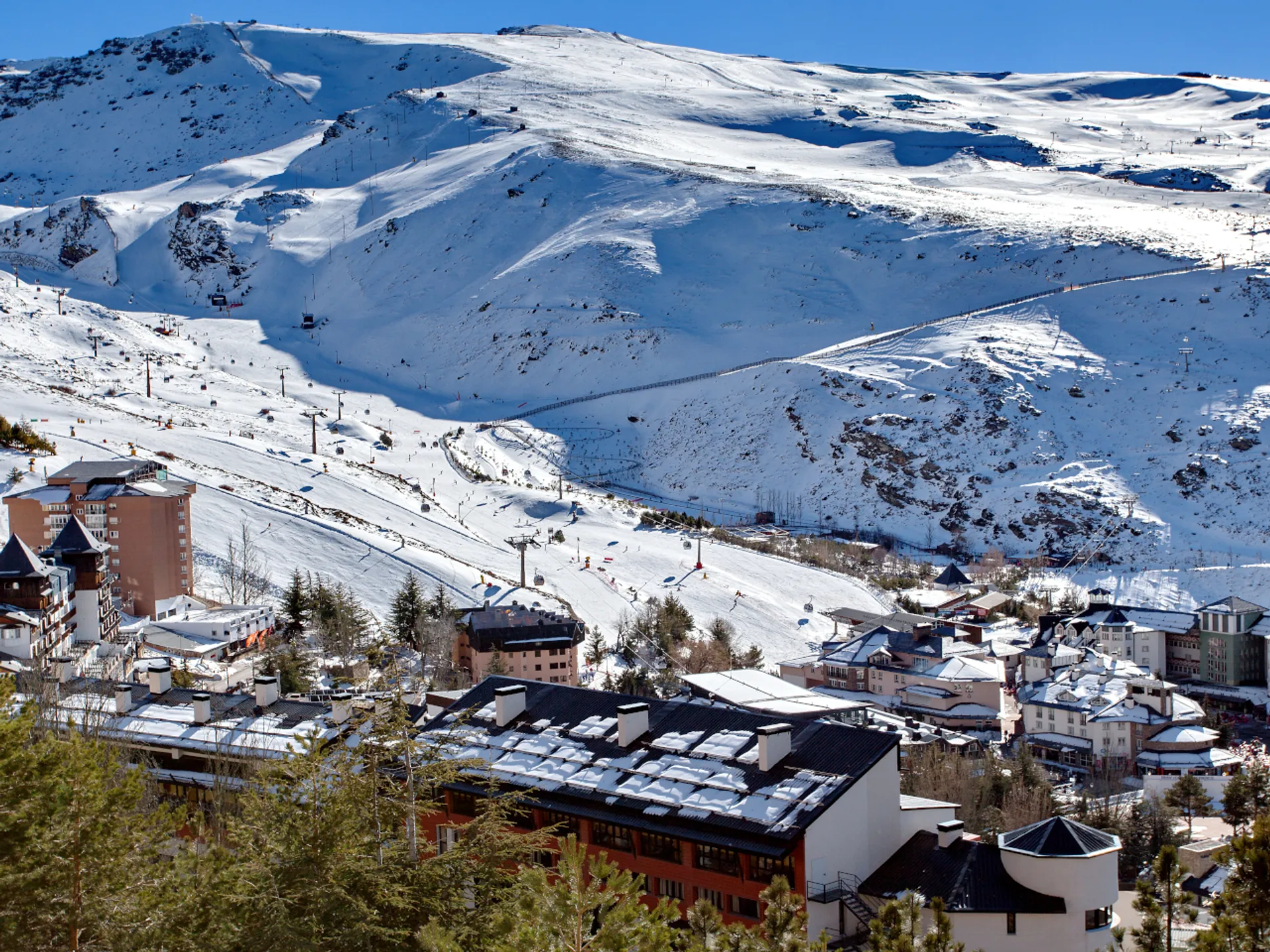 Dónde dormir en Sierra Nevada - Guía de Viajes Sierra Nevada - Buendía