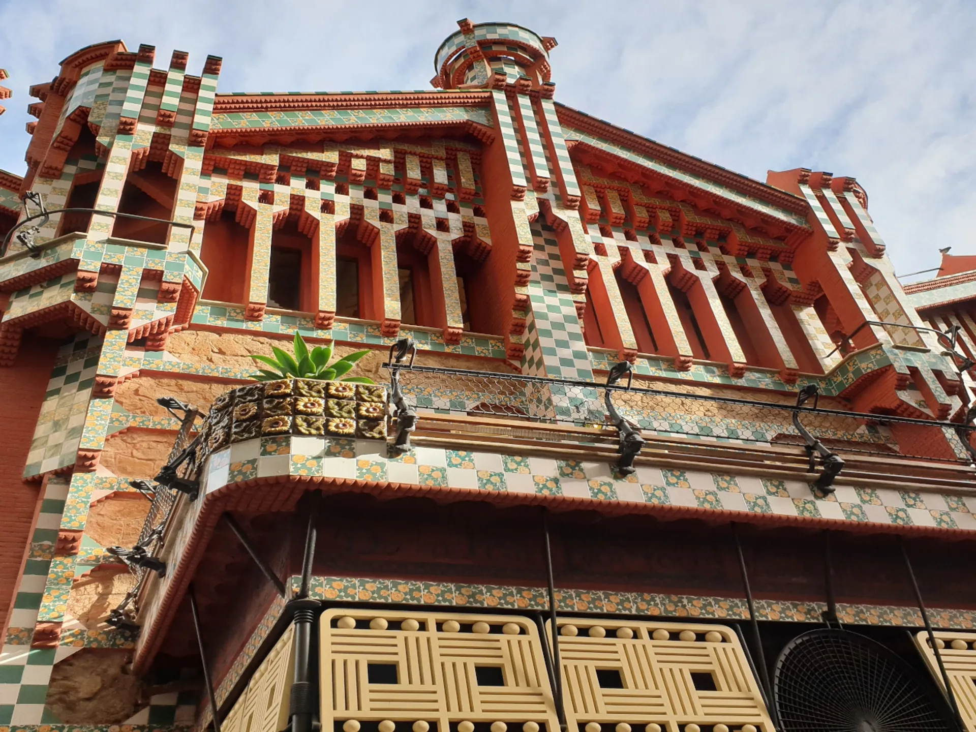 Casa Vicens - Barrio de Grácia de Barcelona - Barrios de Barcelona - Qué ver en Barcelona - Guía de Viajes Barcelona - Buendía Tours