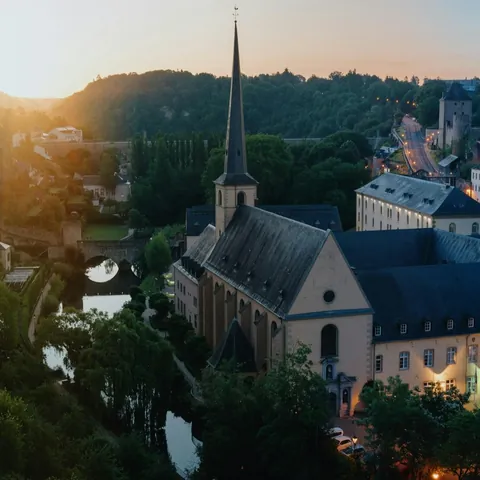 Merece la Pena Luxemburgo Bruselas