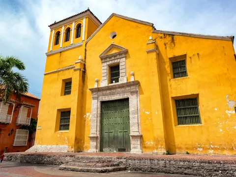 tour privado Cartagena Indias Plaza Trinidad Colombia