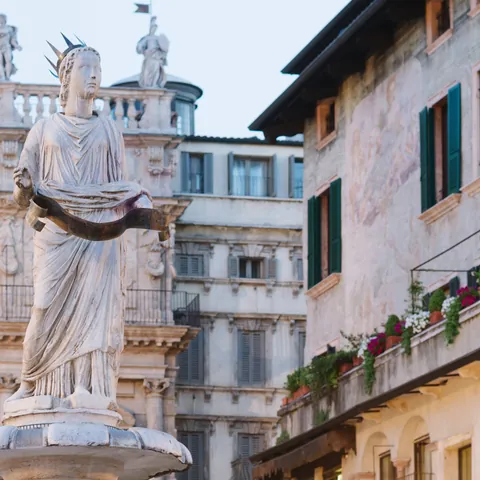 Palazzo Maffei - Qué ver en Verona - Guía de viaje Verona - Buendía Tours