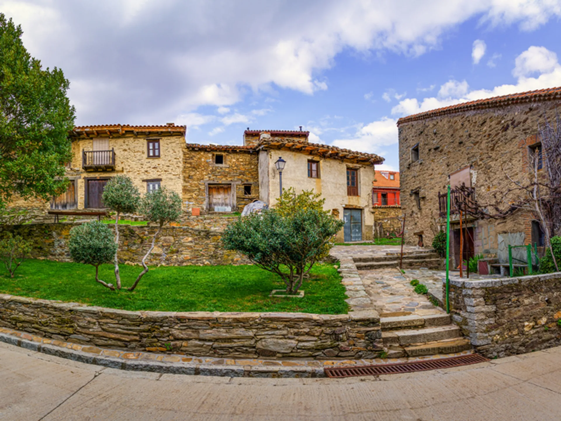 La Hiruela
