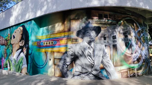 Murales en Medellin, en el barrio de Los Laureles.