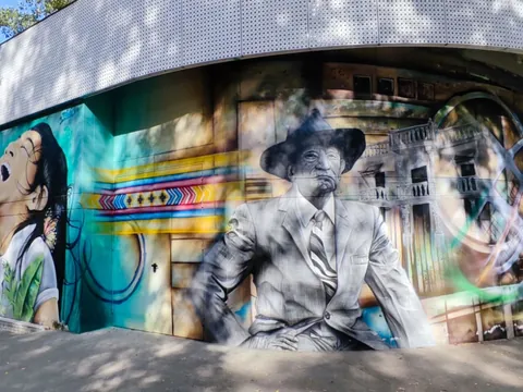 Murales en Medellin, en el barrio de Los Laureles.