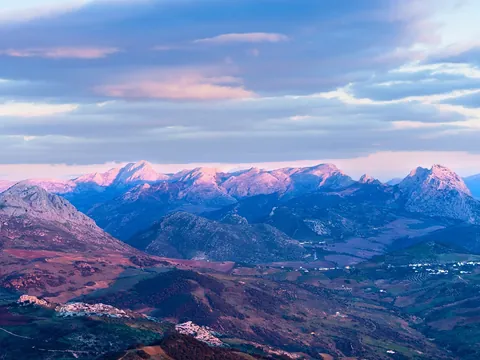 Vistas panorámicas de la sierra de Málaga desde el Torcal de Antequera
