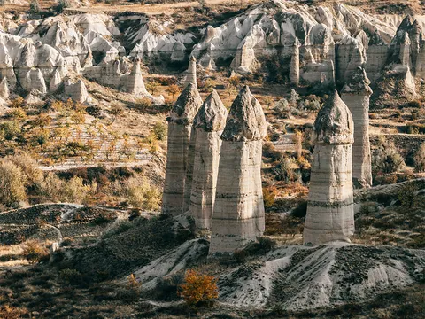 tour Capadocia Rojo Norte visita guiada Español Devrent Valley Pasabag Goreme Uchisar Valle Palomas Turquia