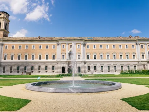 Los jardines del Palacio Real de Turín también son parte de la visita.