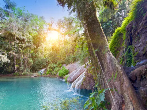 Espectaculares cascadas en el Salto de Soroa, Cuba