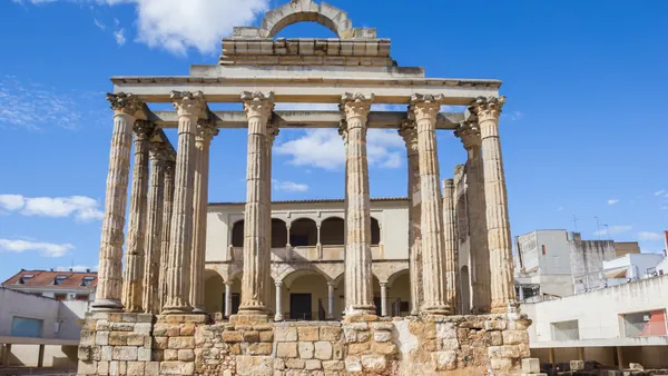 templo-diana-visita.guiada-merida-con-entradas.jpg