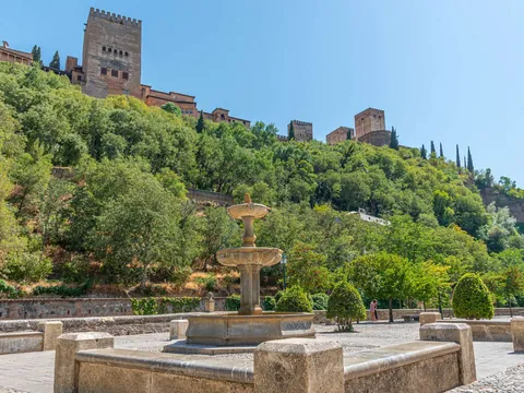 free tour Granada Imprescindible visita guiada gratis