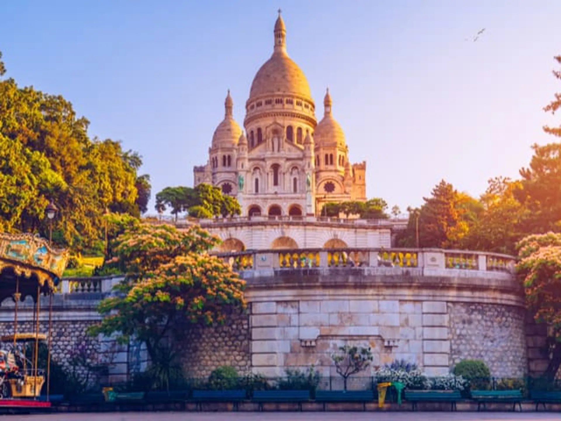 Basilica de Sacre Coeur en Montmartre-Nuestros mejores Free Tours en París-Qué hacer en París-Planes en París-Guías de Viaje Buendía Tours