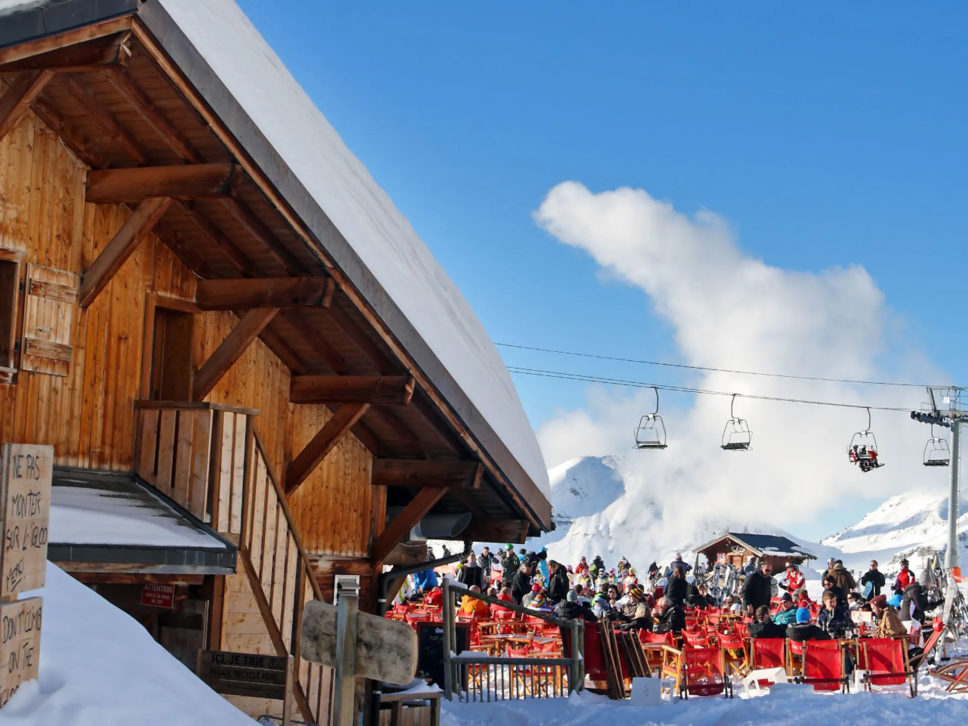 Restaurantes y cafés a pie de pista en Baqueira - Comer en Baqueira Beret - Guía de Viajes Baqueira Beret - Buendía