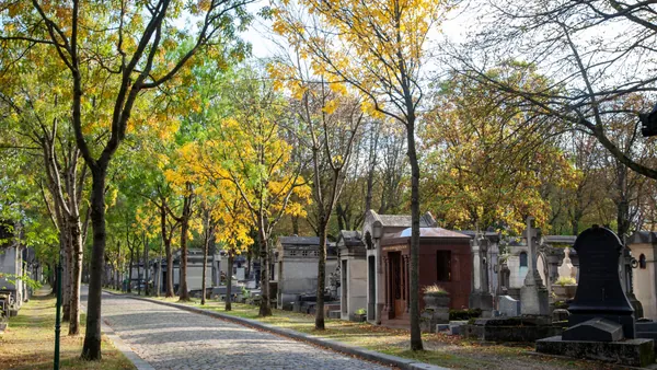Vista general del Cementerio Père-Lachaise en Paris.