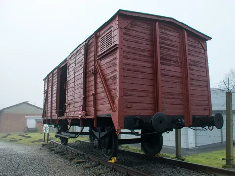 excursión Malinas campo concentración Breendonk en Tren en español desde Bruselas Bélgica