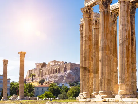 Templo de Zeus con la Acropolis Atenas visita guiada por Atenas y la Acropolis excursiones y Actividades en Atenas