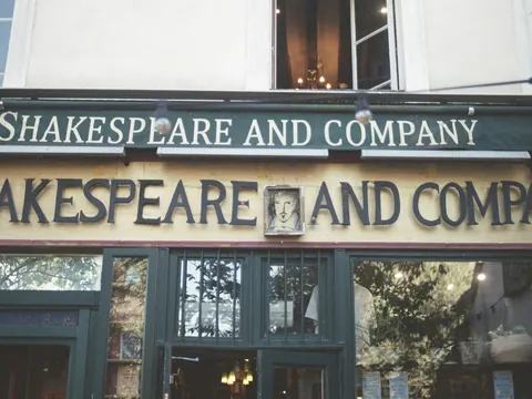 Librería Shakespeare and Company en el Barrio Latino, París