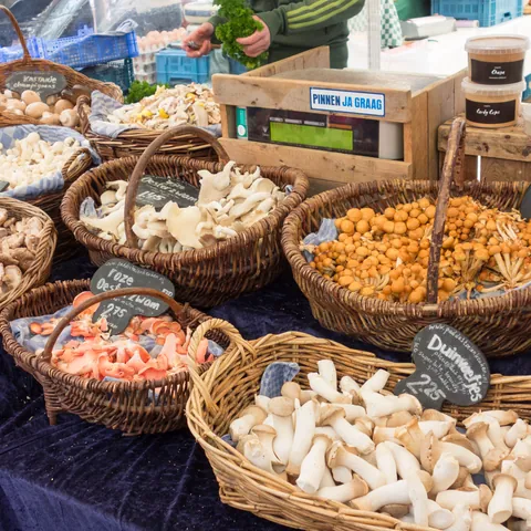 Puesto en el Mercado del Norte de Ámsterdam