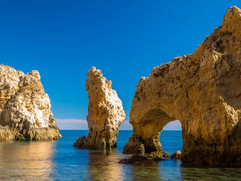 Paseo en barco por las cuevas de Ponta da Piedade
