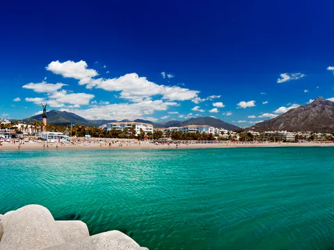 Mijas Marbella Puerto Banus tour visita guiada Transporte Bus excursión Málaga