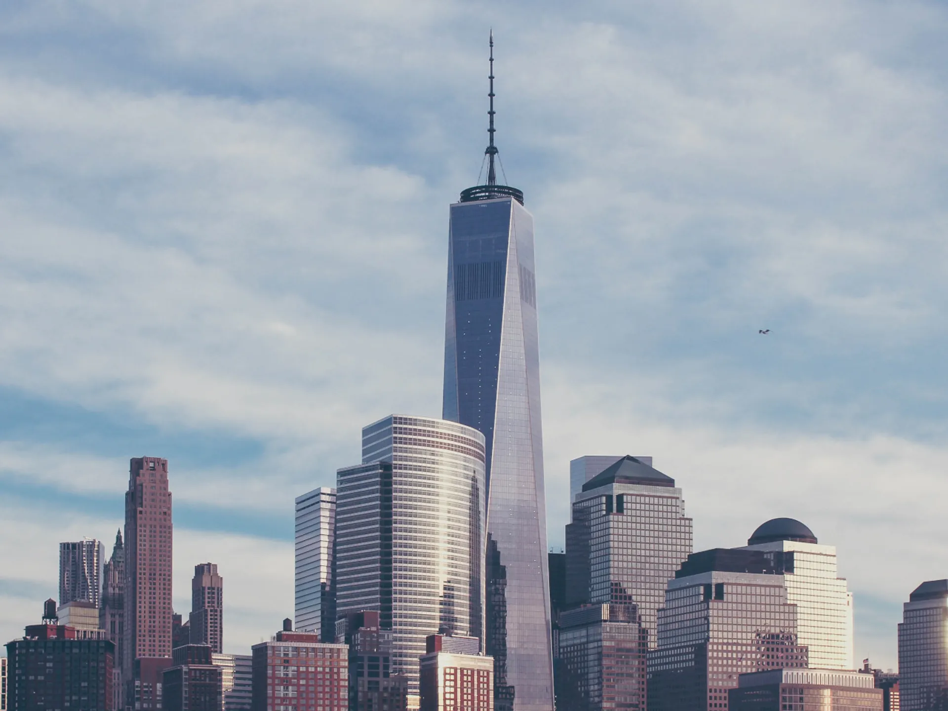 Skyline de Nueva York con el One World Trade Center - One World Trade Center - Qué ver en Nueva York - Guía de Viajes Nueva York - Buendía Tours