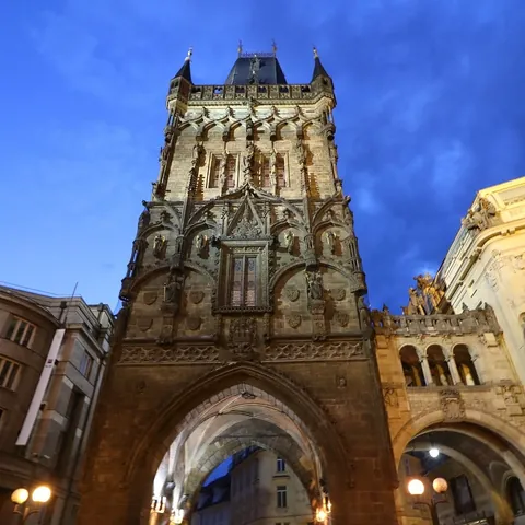Torre de la Pólvora - Qué ver en Praga - Guía de viaje Praga - Buendía Tours