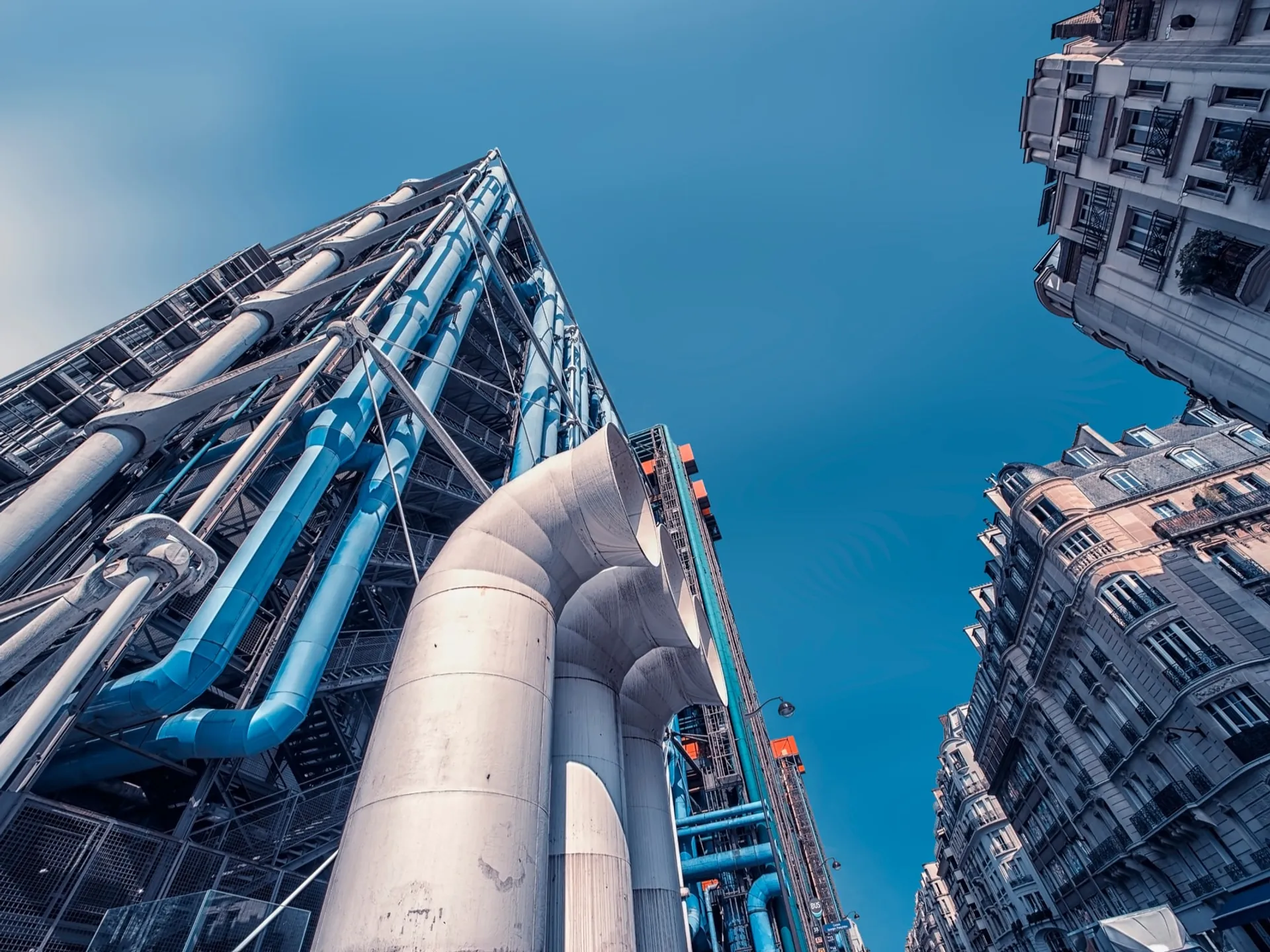 exterior-centre-pompidou-paris_buendia-tours