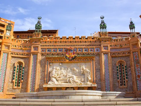 free tour Teruel Imprescindible visita guiada gratuita Escalinata Ovalo gratis Aragon