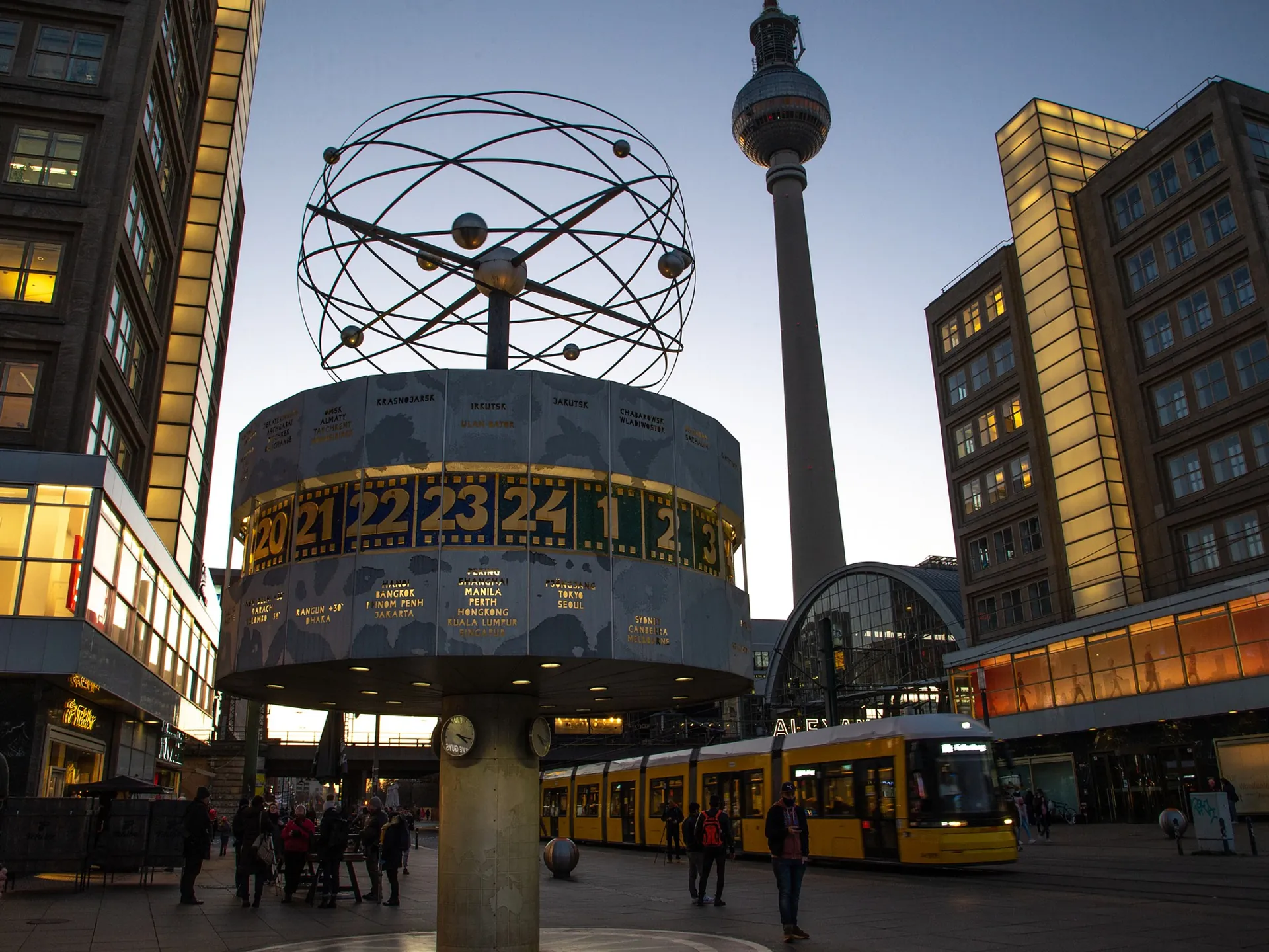 Alexanderplatz - Qué ver en Berlín - Guía de viaje Berlín - Buendía Tours