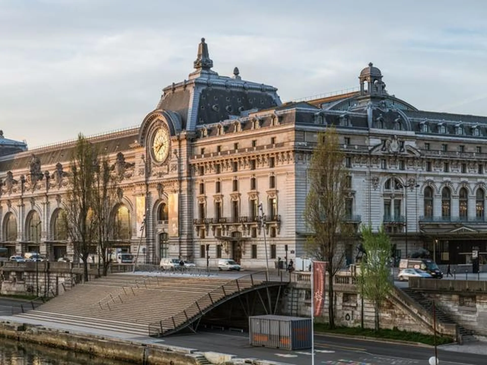 Exterior - Museo D'Orsay - París - Guías de Viaje - Buendía Tours