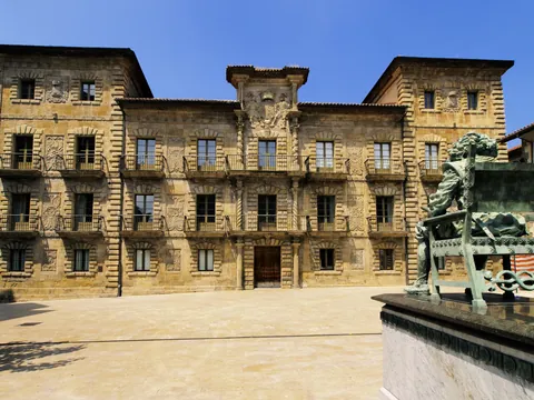 Tour por el casco histórico de Avilés