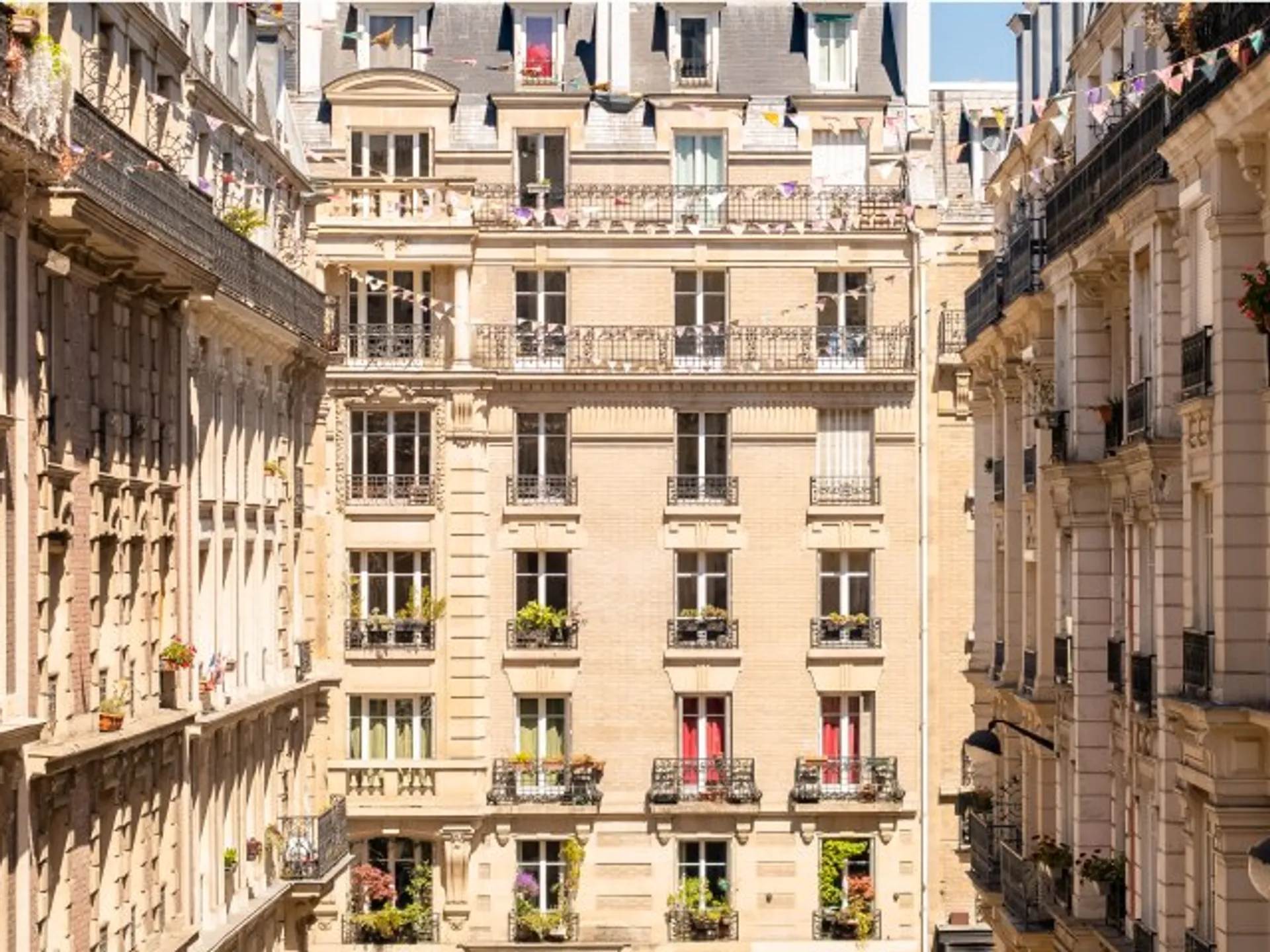 le-marais-paris-buendia-tours