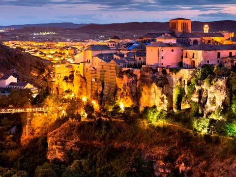 visita-guiada-cuenca_nocturno_castilla-mancha_buendia (1).jpg