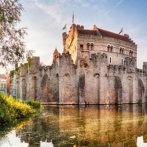 Castillo de los Codndes de Flandes Gravensteen en Gante