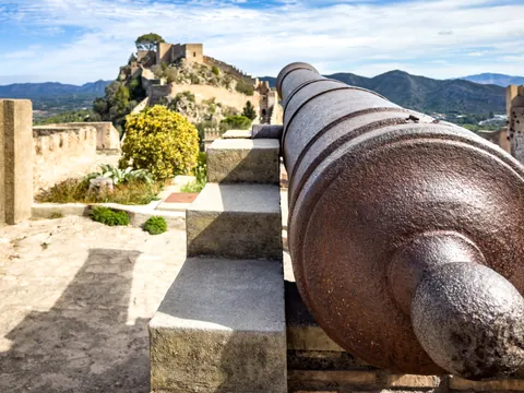 l Cañón del Castillo, un guardián silencioso de siglos de historia.