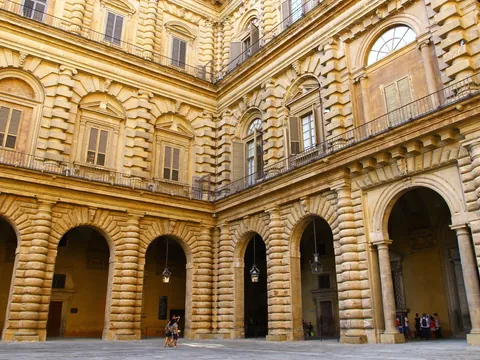 Patio principal del Palacio Pitti de Florencia