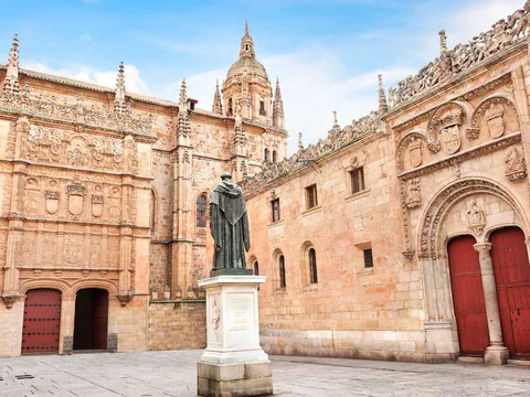 tour-pie-privado_visita-privada-salamanca_universidad_castilla-leon_buendia.jpg