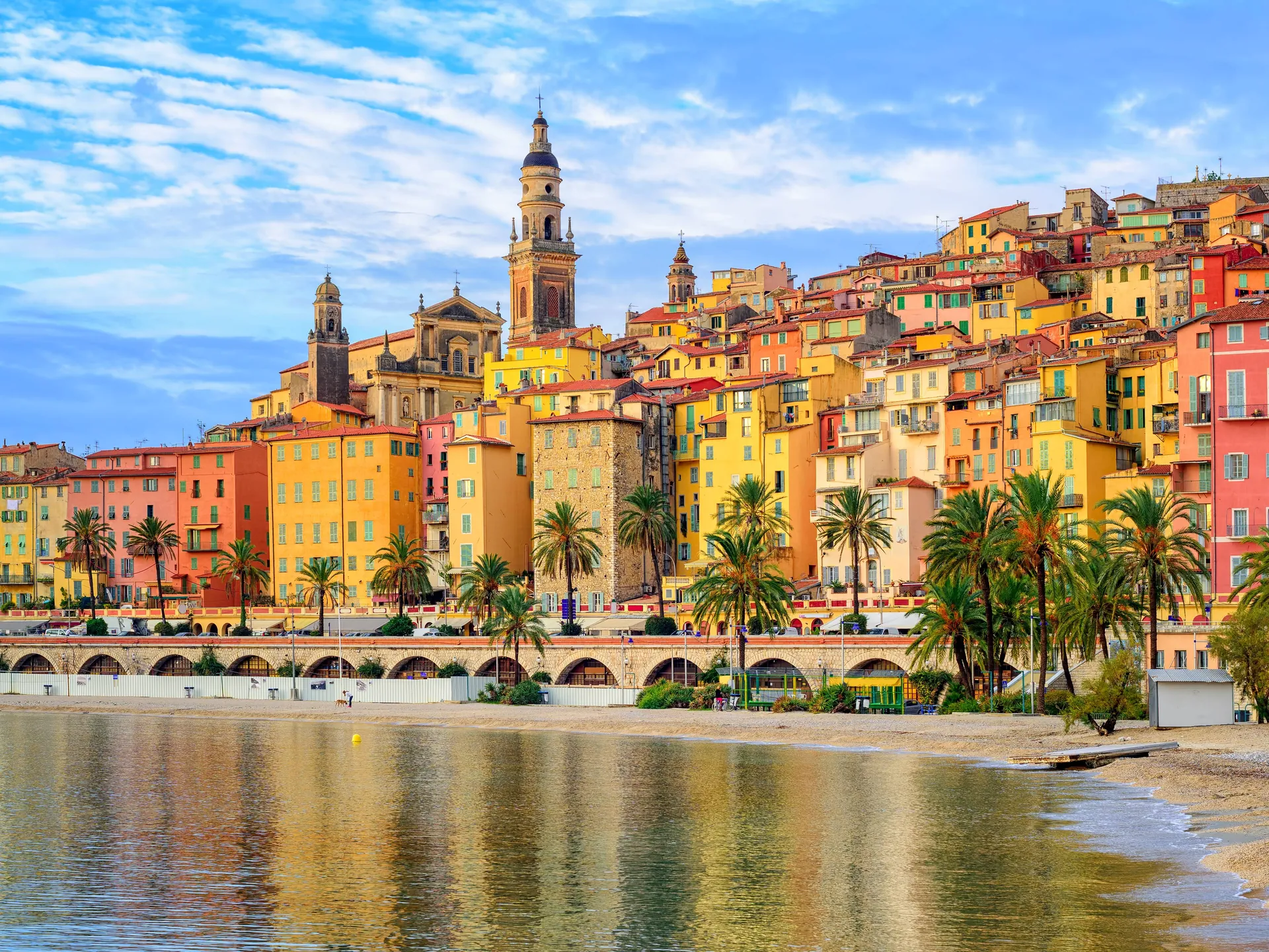 Menton  - La Costa Azul: descubre la Riviera Francesa - Blog - Buendía Tours