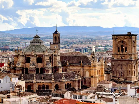 tour-privado-catedral-granada-capilla-real_madraza_andalucia_buendia-tours (4).jpg