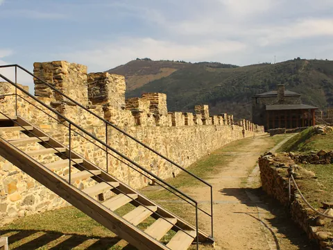 tour a Pie Ponferrada Completo visita guiada Castillo Templarios Castilla León