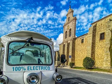 Tuk Tuk Avila