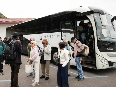 Excursión en autobús privado con buendía