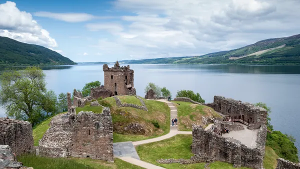 castillo-urquhart-excursion.jpg