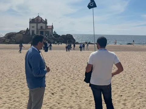 Capilla do Senhor da Pedra con guía de buendía