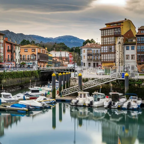 Puerto de Llanes