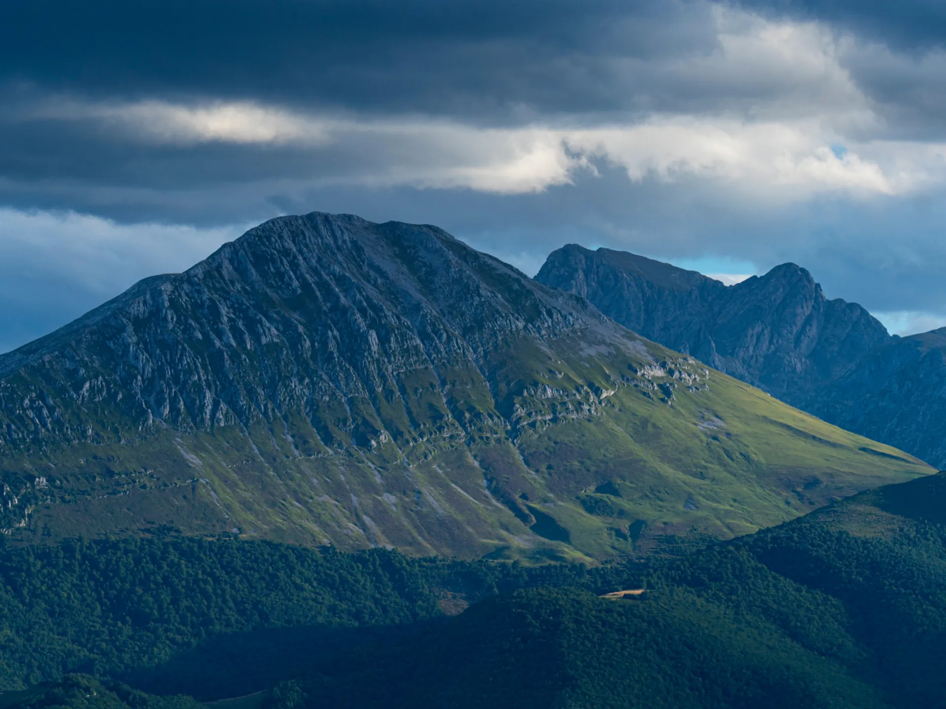 Cima del Gamoniteiro - Alto del Gamoniteiro - Blog - Buendía Tours