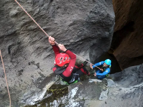 Barranquismo Tenerife Barranco Carrizales Parque Rural Teno experiencias Actividades islas Canarias