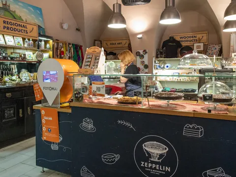 Pastelería local de Bratislava donde se pueden probar pasteles típicos.