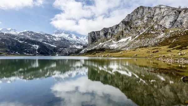 Cómo elegir entre las excursiones a los Lagos de Covadonga